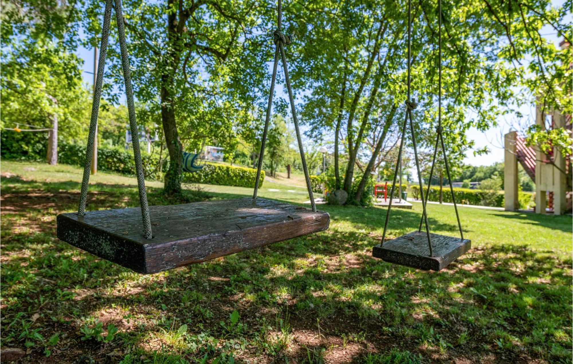 2 Bedroom Awesome Apartment In Barban Quarto foto